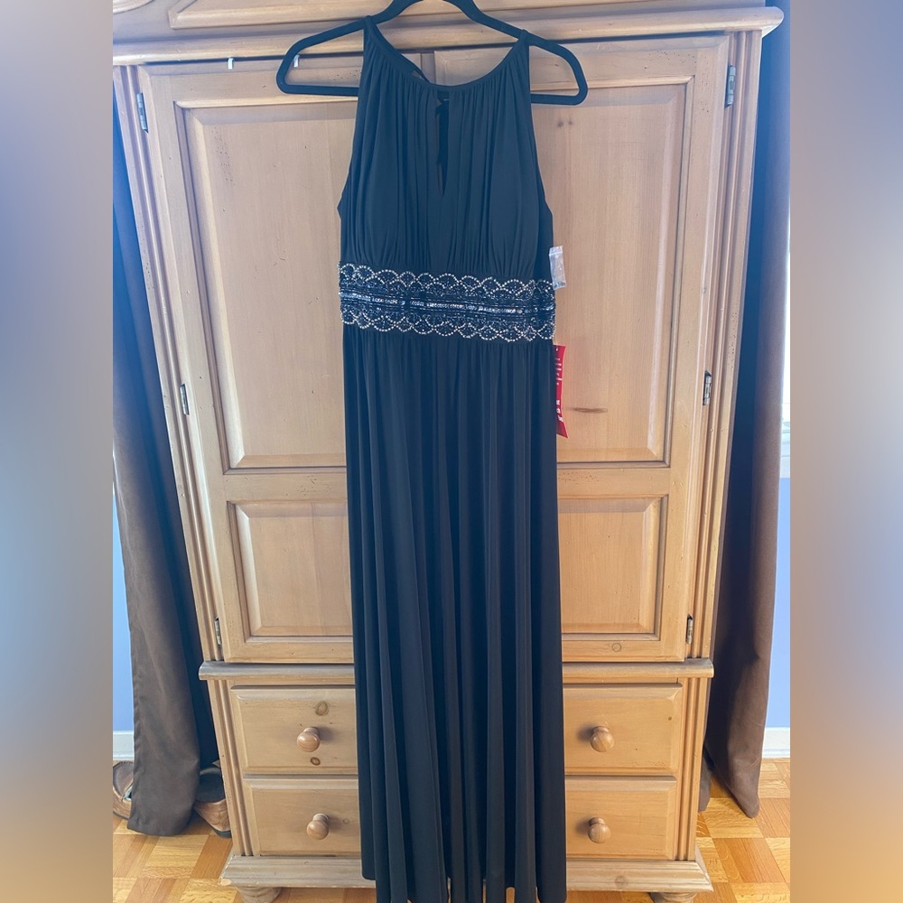 Elegant Black Evening Gown - floor length